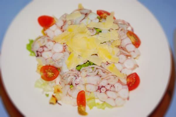 Restaurant Spinnaker Porec - Octopus Carpaccio With Cherry Tomatoes