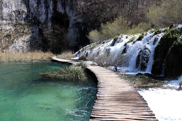 Plitvice Lakes Croatia Photos: Walking on the water