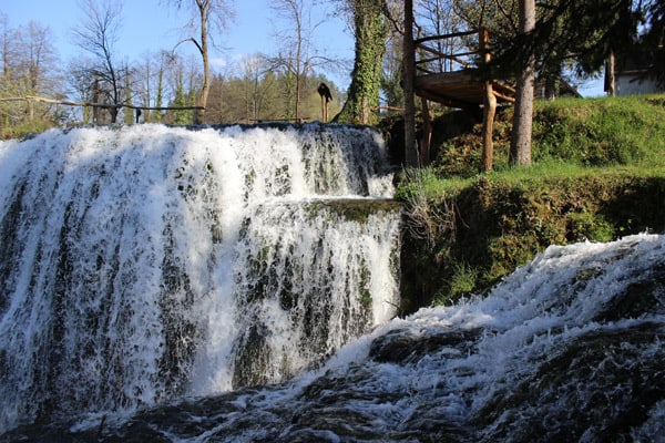 Plitvice Lakes Croatia Photos: Small waterfall in Rastoke