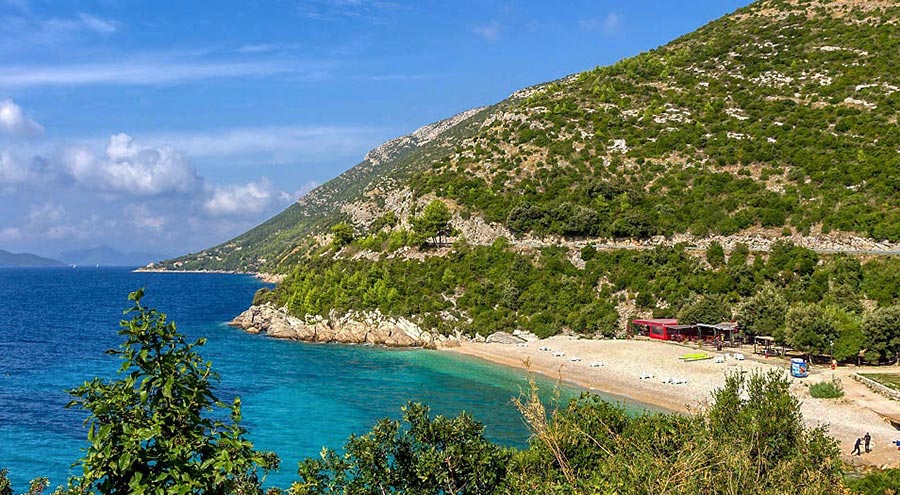 Veliki Zal Beach in Brsecine