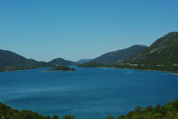 Reasons to visit the Peljesac peninsula: Ston Bay