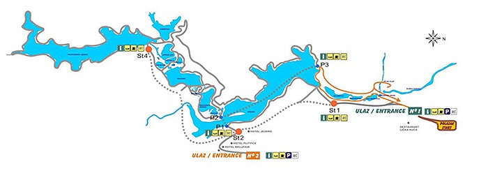 Karte von Plitvice mit markierten Eingängen und Bus- und Bootshaltestellen