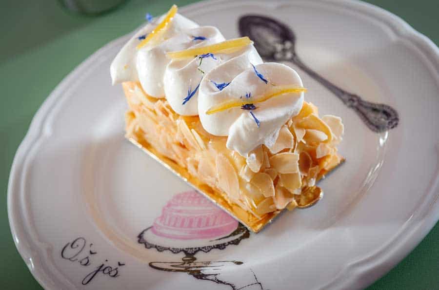 Os Kolac, a pastry shop in Split