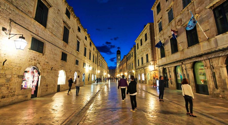 Stradun Street in Dubrovnik in the morning